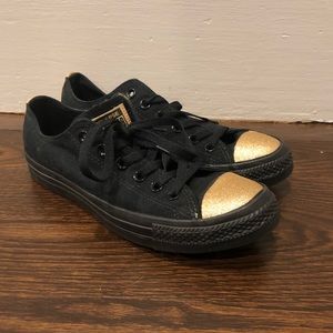 Black and Gold Converse All-Stars Low Tops